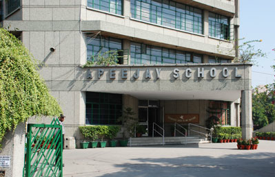 Home Apeejay School Pitampura