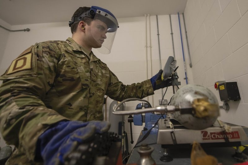 How The Air Force 39 s Metals Techs Keep Aircraft Flying
